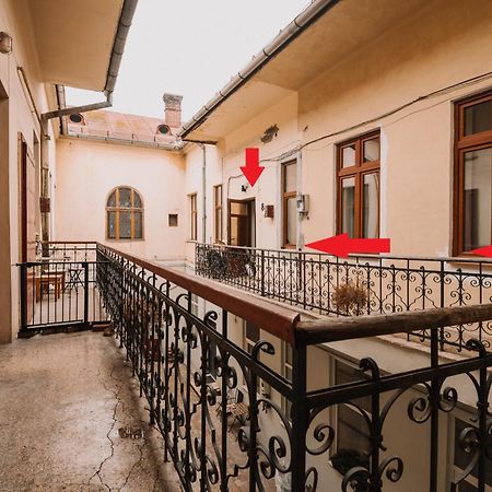 Old Town Central Apartment Cluj-Napoca Exterior photo